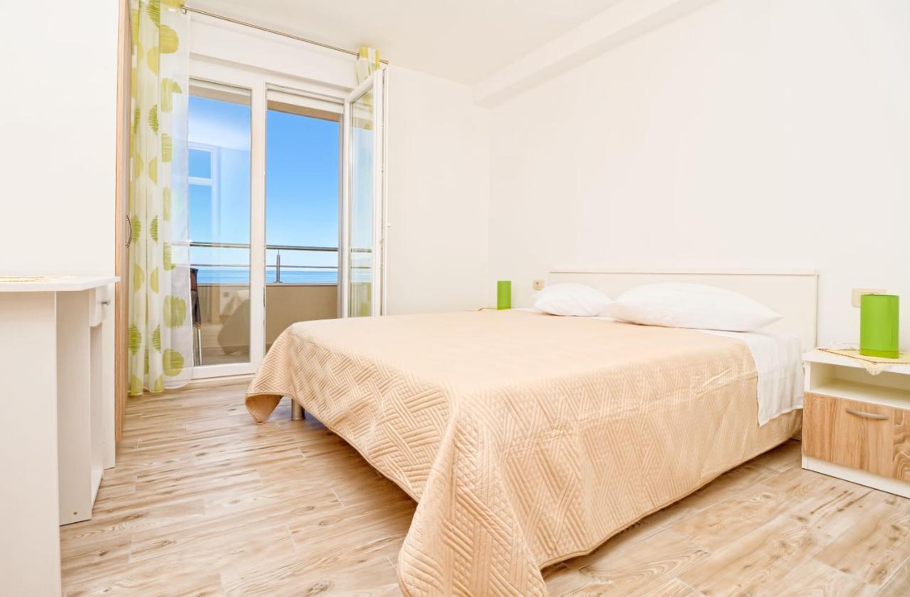 Apartman More&Maslina ตราสนิสเซ ภายนอก รูปภาพ